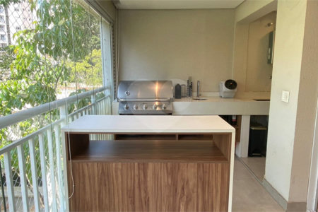Apartamento à venda com 3 quartos, sendo 1 suíte, em Vila Andrade, São Paulo, SP
