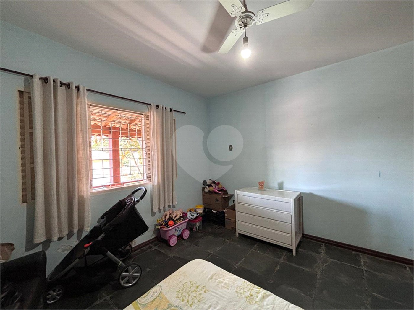Casa à venda com 5 quartos, sendo 2 suítes,  em Jardim Maristela, Atibaia, SP