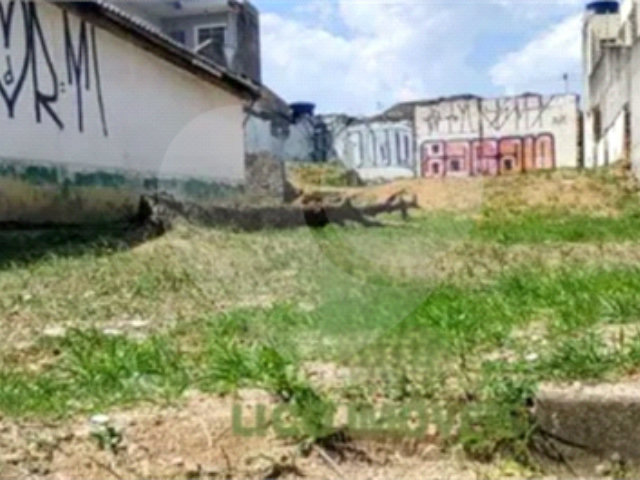 Terreno à venda com 2 quartos em Vila Maria, São Paulo, SP