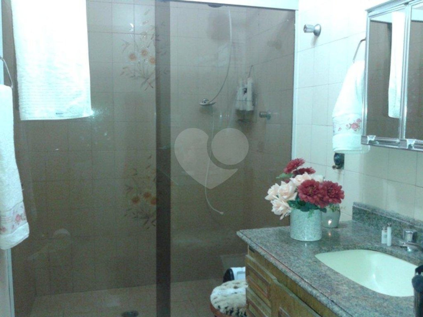 Sobrado à venda com 5 quartos, sendo 1 suíte, em Vila Mazzei, São Paulo, SP