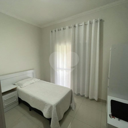 Casa à venda com 8 quartos, sendo 2 suítes,  em Jardim Estância Brasil, Atibaia, SP