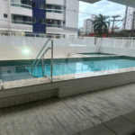 Apartamento à venda ou para alugar com 2 quartos, sendo 1 suíte,  em Guilhermina, Praia Grande, SP