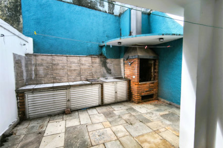 Sobrado à venda com 3 quartos, sendo 1 suíte,  em Jardim Esmeralda, São Paulo, SP