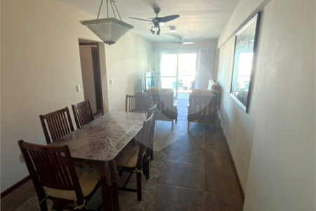 Apartamento à venda com 2 quartos, sendo 1 suíte,  em Vila Nova, Cabo Frio, RJ
