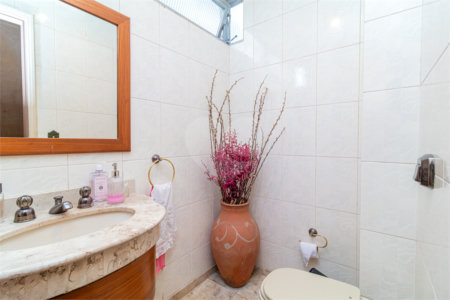 Apartamento à venda com 4 quartos, sendo 1 suíte,  em Higienópolis, São Paulo, SP