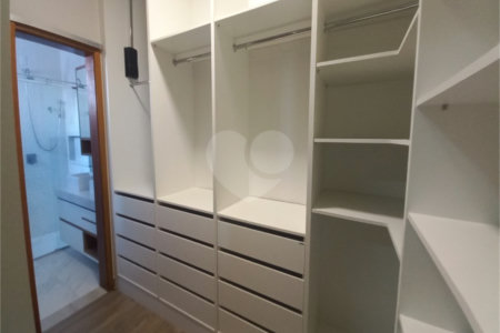 Casa à venda com 3 suítes no condomínio Piemonte, Indaiatuba - SP
