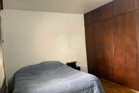 Sobrado à venda com 3 quartos, sendo 1 suíte, em Santo Amaro, São Paulo, SP