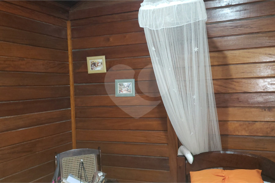 Casa à venda com 4 quartos, sendo 1 suíte, em Serra da Cantareira, Mairiporã, SP