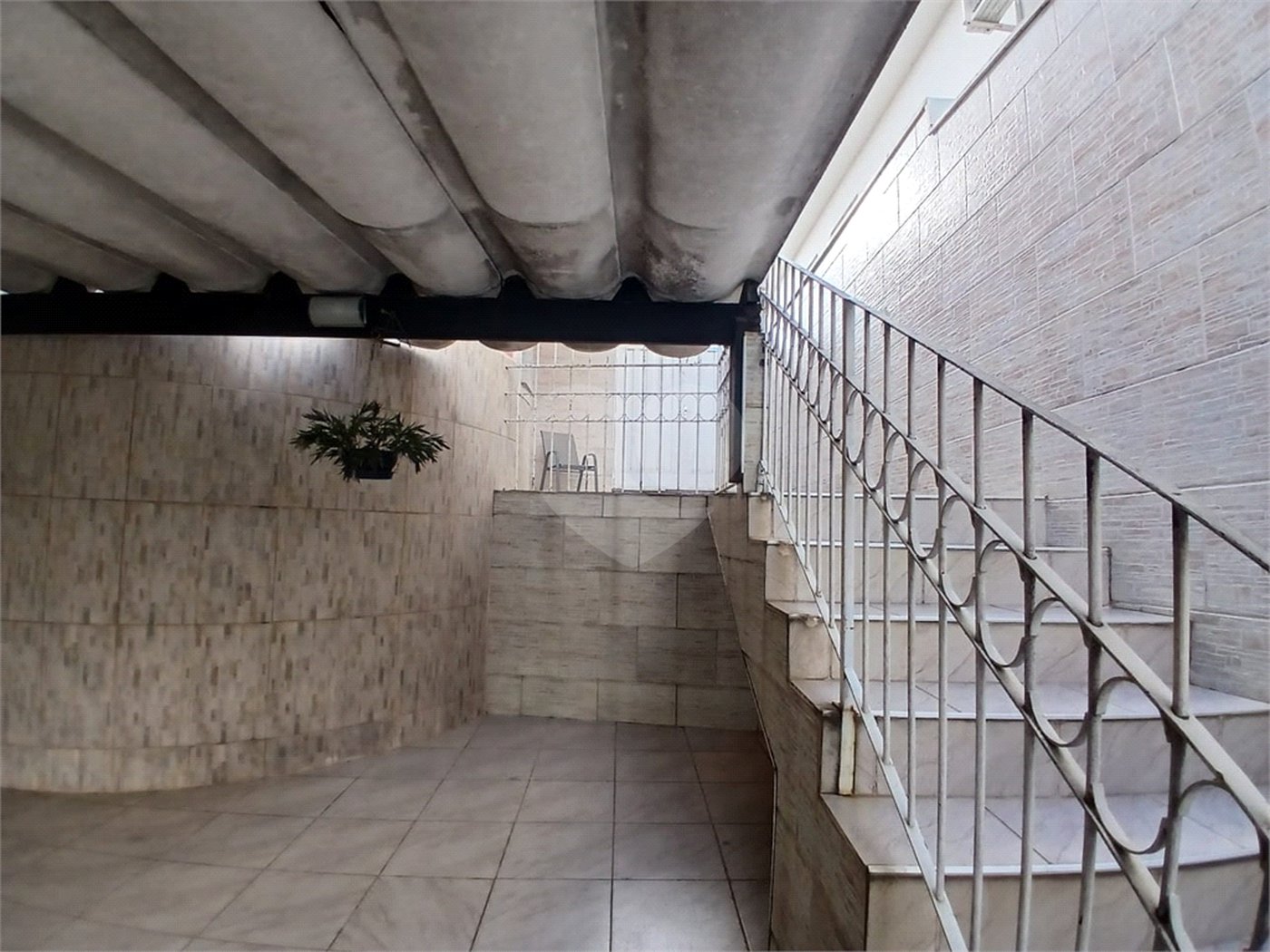 Casa à venda com 3 quartos, sendo 1 suíte,  em Esplanada Mendes Moraes, São Roque, SP