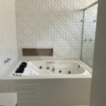 Casa à venda com 4 quartos, sendo 3 suítes, no condomínio Brisa 1, Mogi das Cruzes - SP