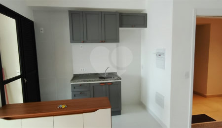 Apartamento para alugar com 3 quartos, sendo 1 suíte,  em Vila Firmiano Pinto, São Paulo, SP