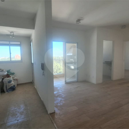 Apartamento à venda ou para alugar com 2 quartos, sendo 1 suíte, em Aparecidinha, Sorocaba, SP