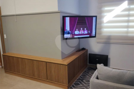 Casa à venda com 3 quartos, sendo 1 suíte, no condomínio Vilagio Vista Real, Paulínia - SP