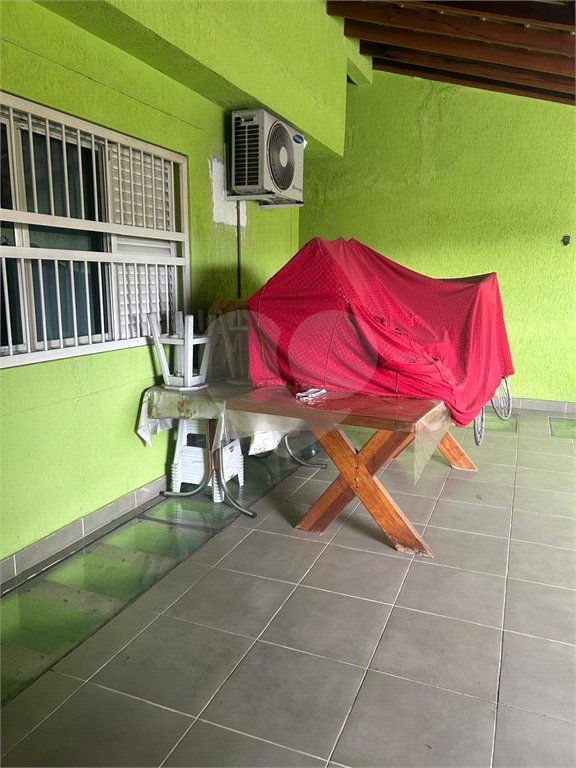 Sobrado à venda com 3 quartos, sendo 1 suíte, em Vila Nova Cachoeirinha, São Paulo, SP