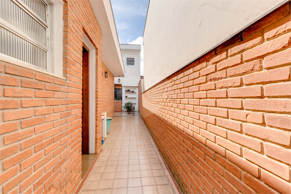 Casa de Vila à venda com 3 quartos, sendo 1 suíte, em Granja Julieta, São Paulo, SP