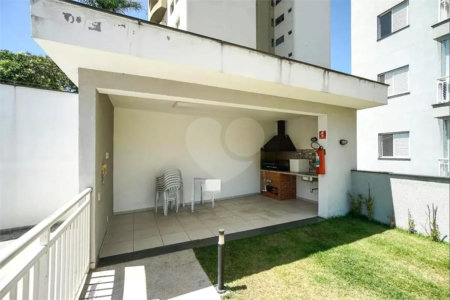 Apartamento à venda com 3 quartos, sendo 1 suíte,  em Vila Matilde, São Paulo, SP