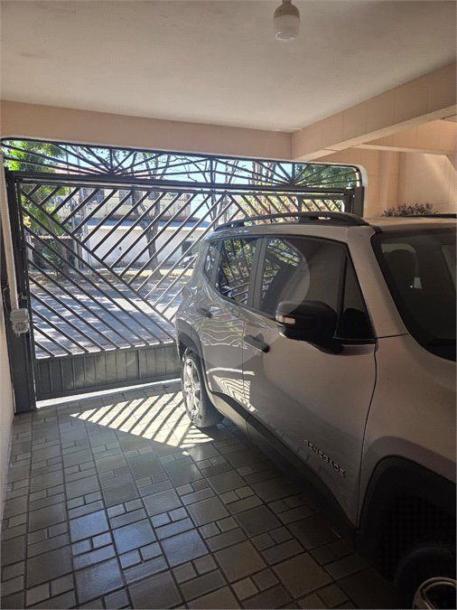 Sobrado à venda com 3 quartos em Parque Novo Mundo, São Paulo, SP