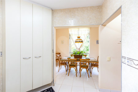 Casa de Vila à venda com 3 quartos, sendo 1 suíte, em Alto da Boa Vista, São Paulo, SP