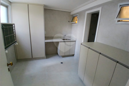 Apartamento à venda com 3 quartos, sendo 1 suíte, em Santana, São Paulo, SP