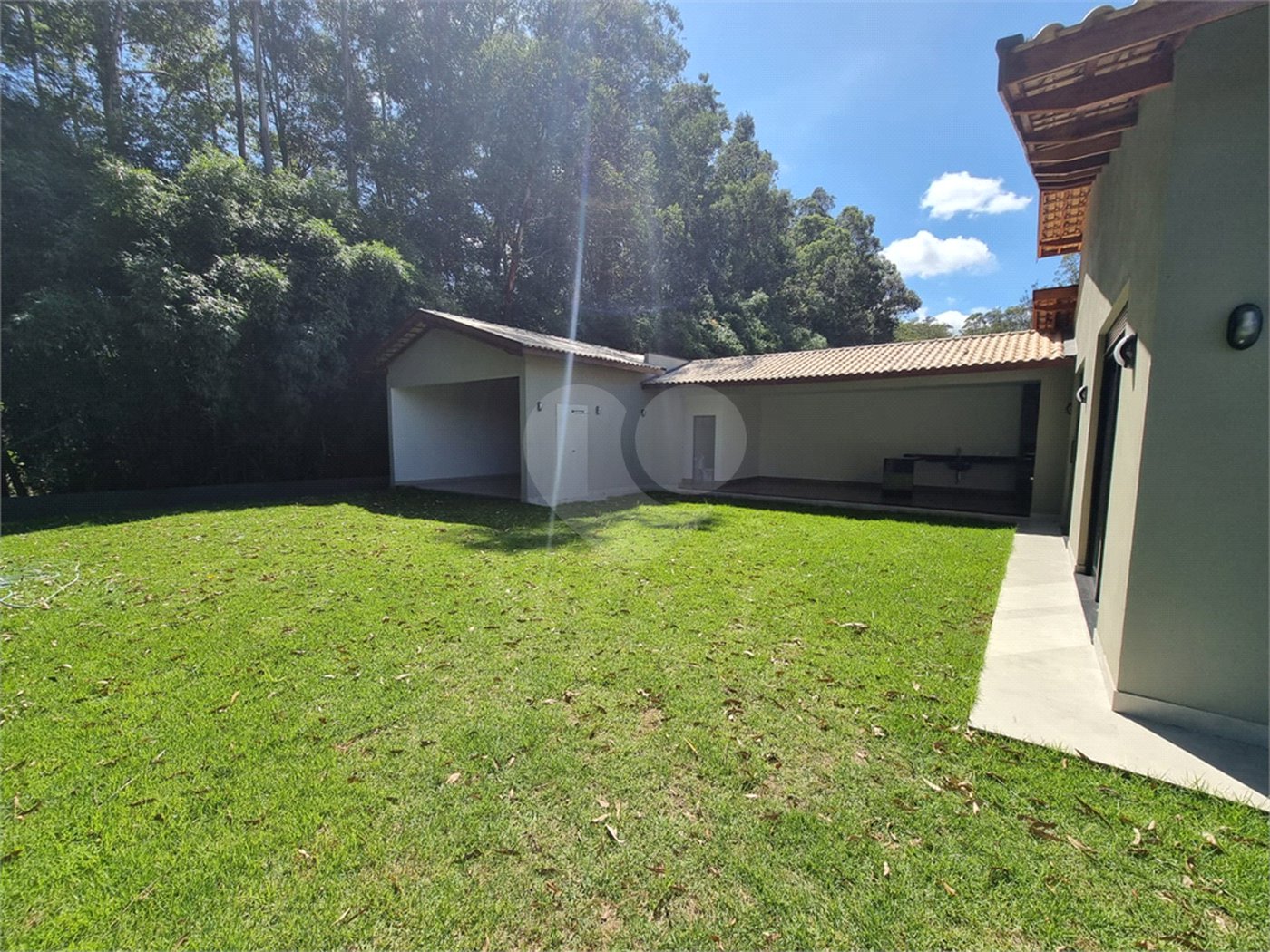 Casa à venda com 3 suítes no condomínio Terras de Santa Teresa, Itupeva - SP