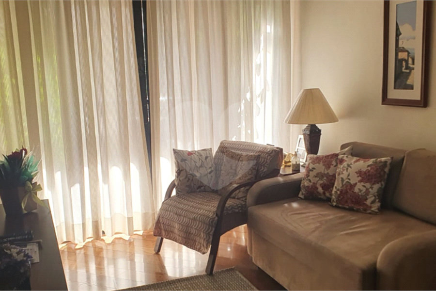 Apartamento à venda com 4 quartos, sendo 3 suítes,  em Perdizes, São Paulo, SP