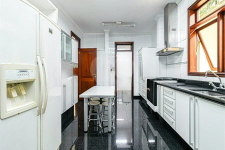 Casa à venda com 4 suítes em Morumbi, São Paulo, SP
