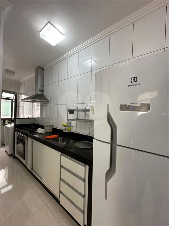 Apartamento à venda com 3 quartos, sendo 1 suíte, no Centro, Cabo Frio, RJ