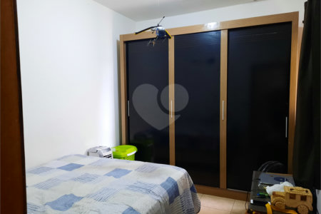 Sobrado à venda com 3 quartos, sendo 1 suíte,  em Vila Suissa, Mogi das Cruzes, SP