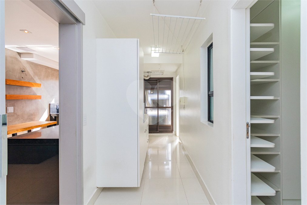 Apartamento à venda com 3 suítes em Granja Julieta, São Paulo, SP