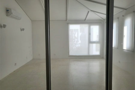 Sobrado à venda ou para alugar com 3 quartos, sendo 1 suíte, em Água Branca, São Paulo, SP