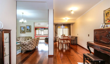 Casa à venda com 6 quartos, sendo 4 suítes,  em Vila Anglo Brasileira, São Paulo, SP