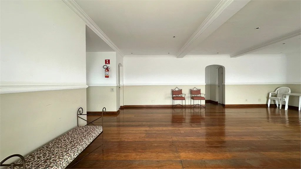 Apartamento à venda com 3 quartos, sendo 1 suíte, em Vila Andrade, São Paulo, SP