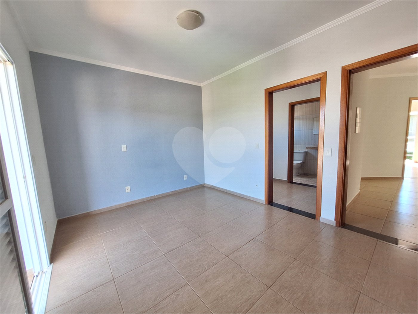 Casa à venda com 4 suítes no condomínio Terras de São Francisco, Vinhedo - SP