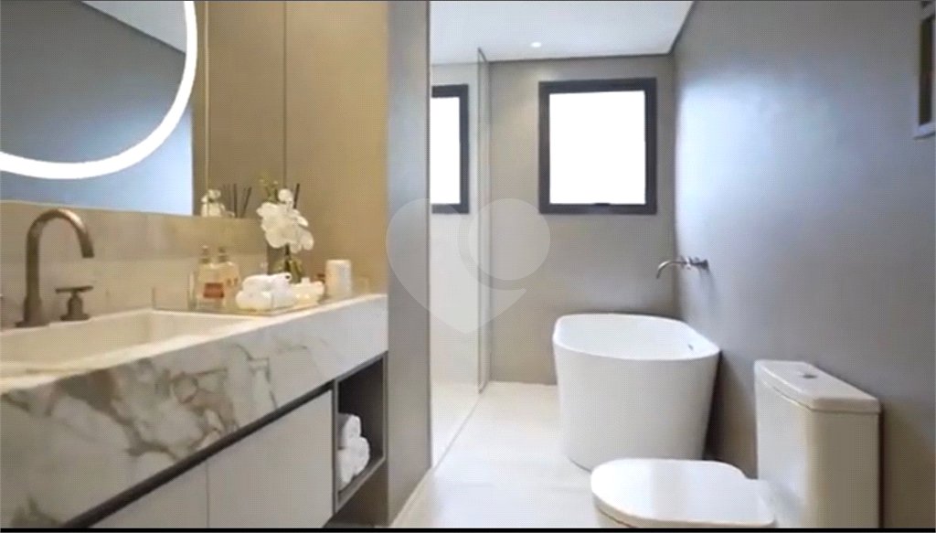 Apartamento à venda com 3 suítes em Pinheiros, São Paulo, SP