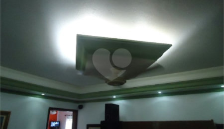 Casa à venda com 3 quartos, sendo 1 suíte,  em Azulville I, São Carlos, SP