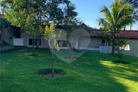 Casa Térrea à venda com 3 quartos, sendo 1 suíte, em Alpes D'ouro, Bom Jesus dos Perdões, SP