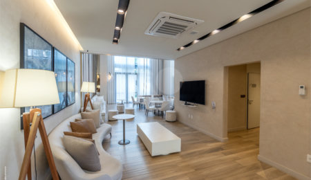 Apartamento à venda com 4 quartos, sendo 2 suítes,  em Campo Belo, São Paulo, SP