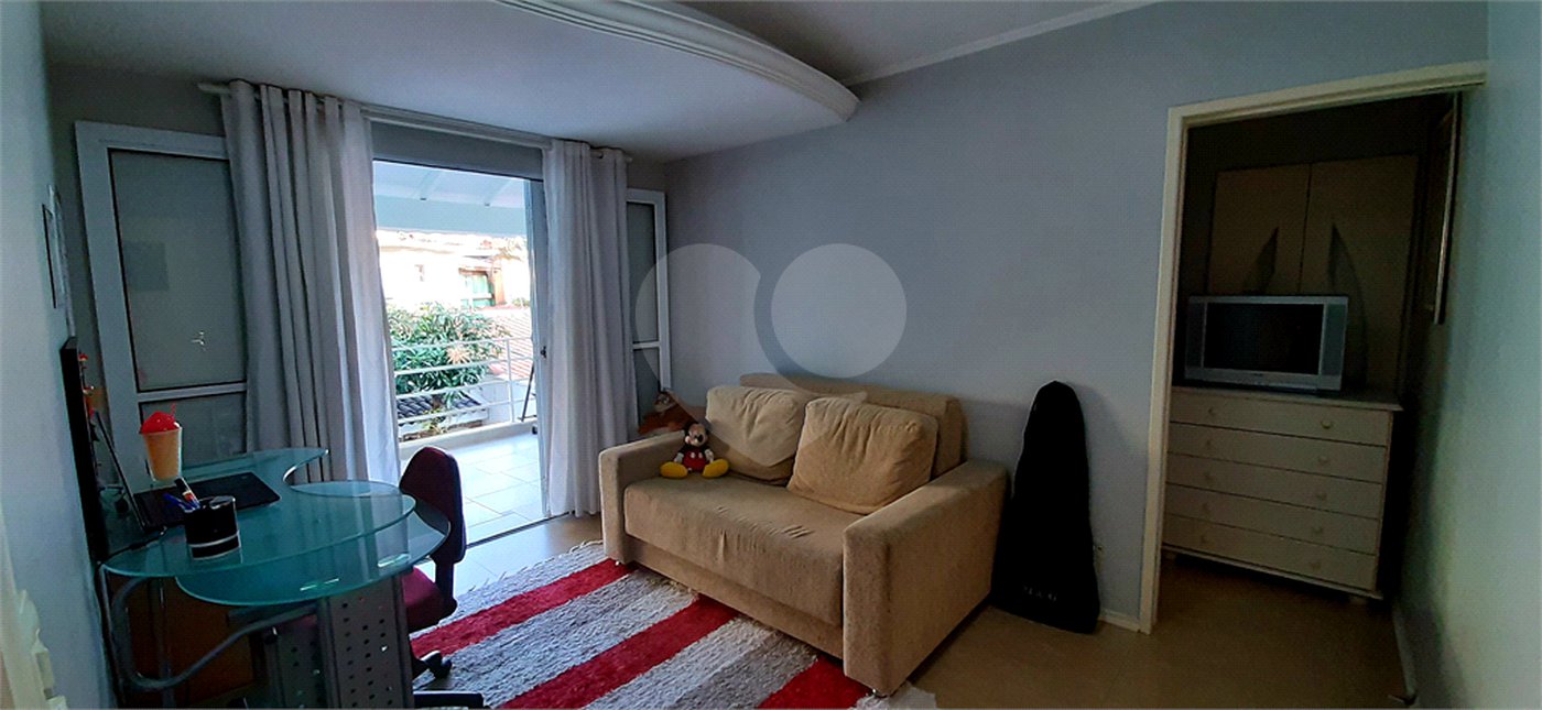 Sobrado à venda com 4 quartos, sendo 2 suítes, em Tremembé, São Paulo, SP