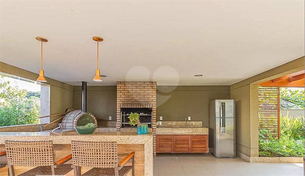 Apartamento à venda com 3 quartos, sendo 1 suíte, em Vila Anastácio, São Paulo, SP