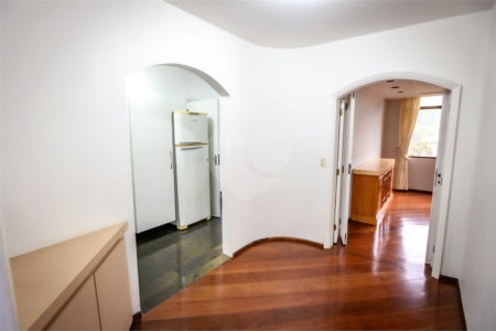 Apartamento à venda com 3 suítes em Paineiras do Morumbi, São Paulo, SP