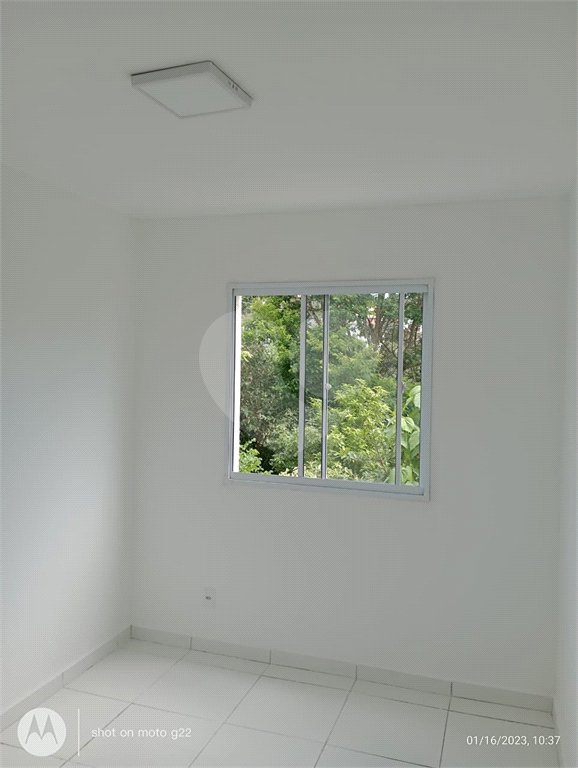 Apartamento à venda com 2 quartos em Lageado, Cotia, SP