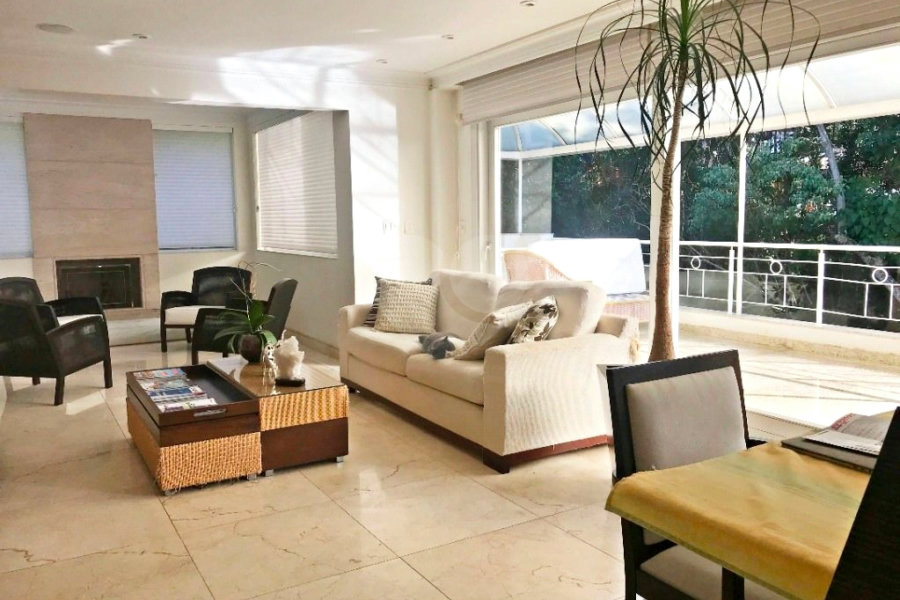 Casa à venda com 4 suítes em Horto Florestal, São Paulo, SP