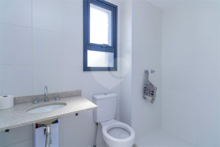 Apartamento à venda com 2 quartos, sendo 1 suíte, em Alto da Boa Vista, São Paulo, SP