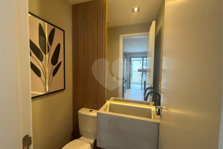 Apartamento à venda com 3 suítes em Vila Andrade, São Paulo, SP