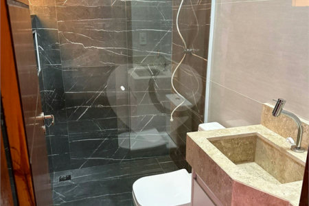 Casa à venda com 3 quartos, sendo 1 suíte,  no condomínio Horto Florestal Villagio, Sorocaba - SP