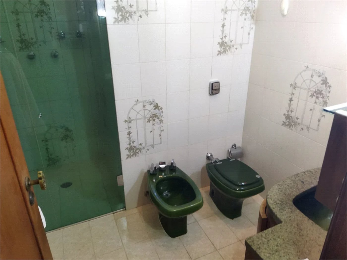 Casa à venda ou para alugar com 4 quartos, sendo 1 suíte, em Sumarezinho, São Paulo, SP