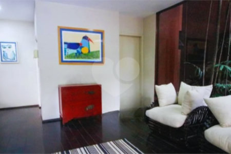 Apartamento à venda com 2 suítes em Jardim Londrina, São Paulo, SP