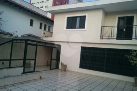 Sobrado à venda com 5 quartos, sendo 2 suítes, em Brooklin Paulista, São Paulo, SP