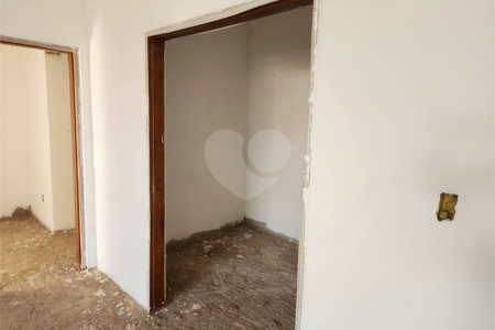 Casa à venda com 5 suítes em Residencial Olivio Benassi, Matão, SP