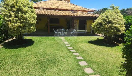 Casa em condomínio à venda com 3 quartos, sendo 1 suíte,  em Rasa, Armação dos Búzios, RJ